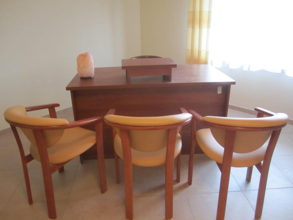 Villa Paradiso Вроцлав Екстериор снимка