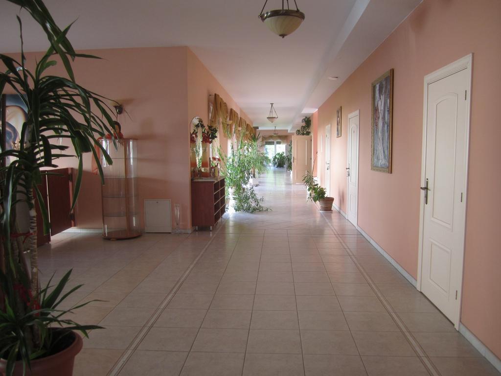 Villa Paradiso Вроцлав Екстериор снимка