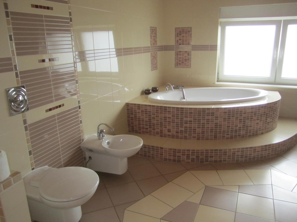 Villa Paradiso Вроцлав Екстериор снимка